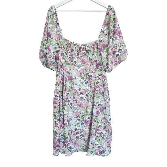 BCBG | Floral Puff Sleeve Dress - Picture 2 of 12